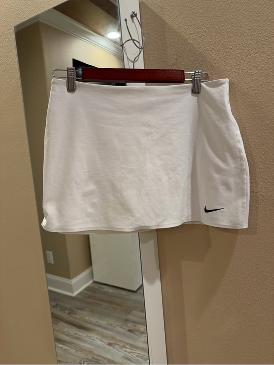 Nike Dresses & Skirts - Nike White and Black Dri-FIT Athletic Skort